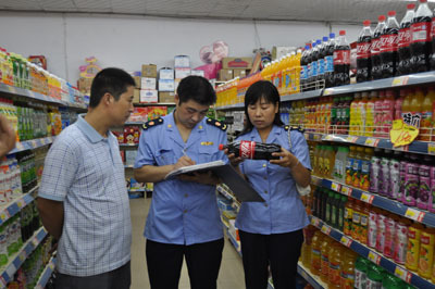 唐河縣工商局重拳出擊 集中開展食品安全專項執法檢查，守護群眾餐桌安全